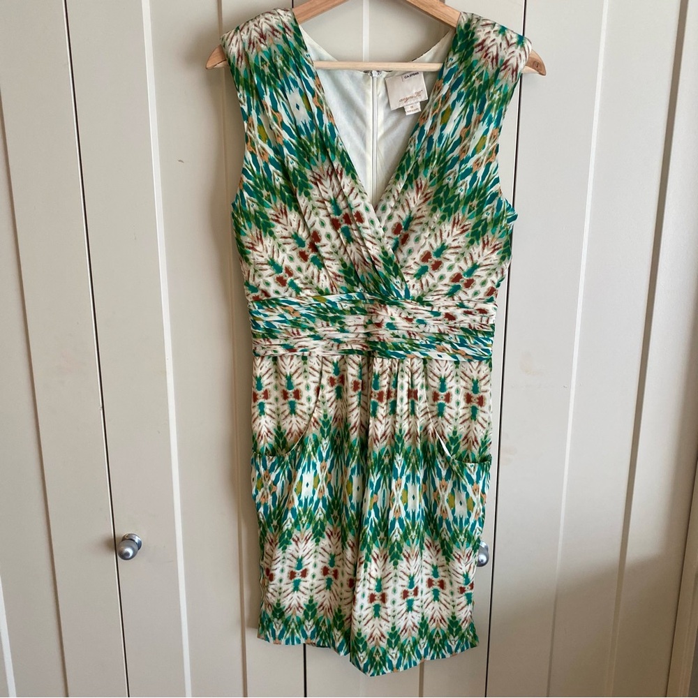 Aryn K -100% Silk Green Sleeveless V-Neck Dress -Pockets-Office-Wedding Guest
